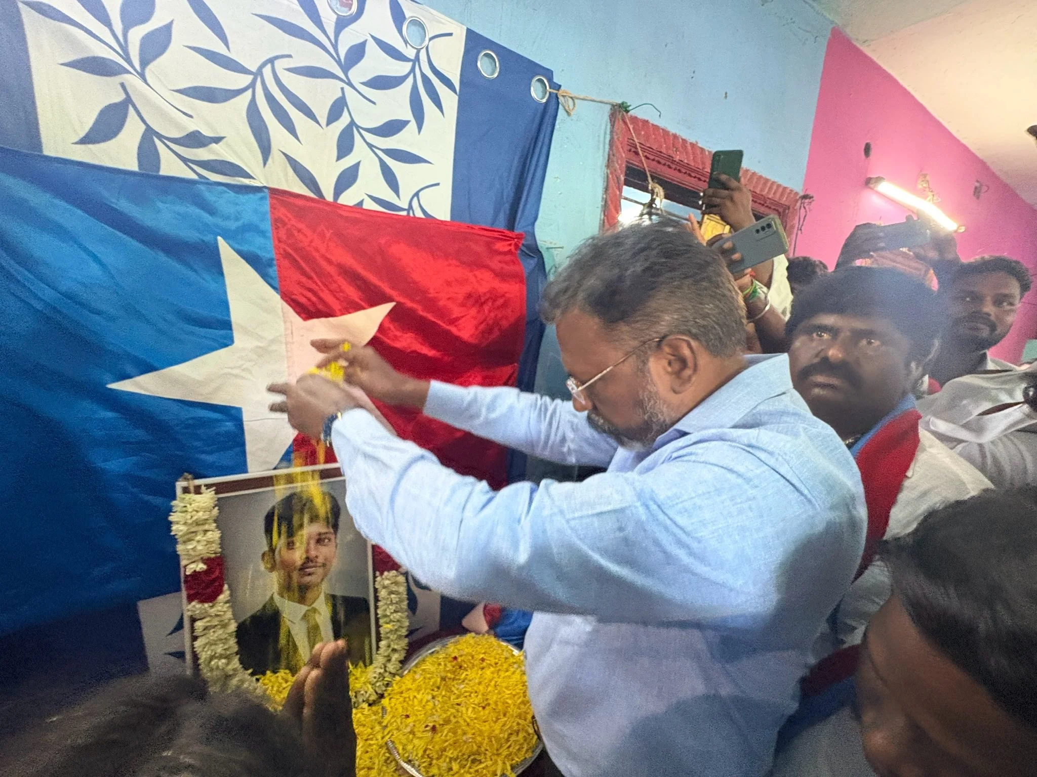 தம்பி அஜித் குடும்பத்தினருக்கு எழுச்சித்தமிழர் ஆறுதல்